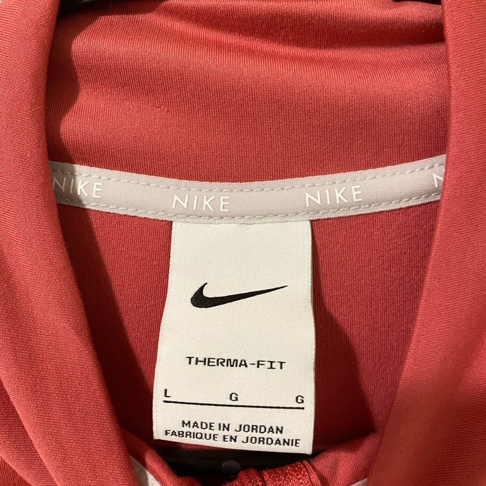 Nike pullover